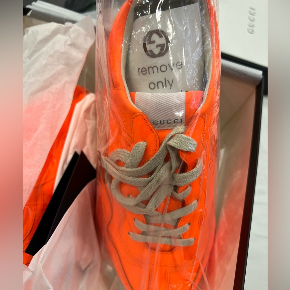 Gucci - Rhyton Leather Sneakers - Orange